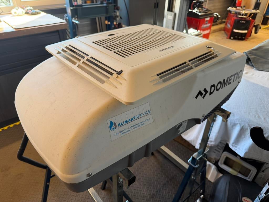 Dometic FJ2200 dakairco, Caravans en Kamperen, Caravan accessoires, Gebruikt, Ophalen