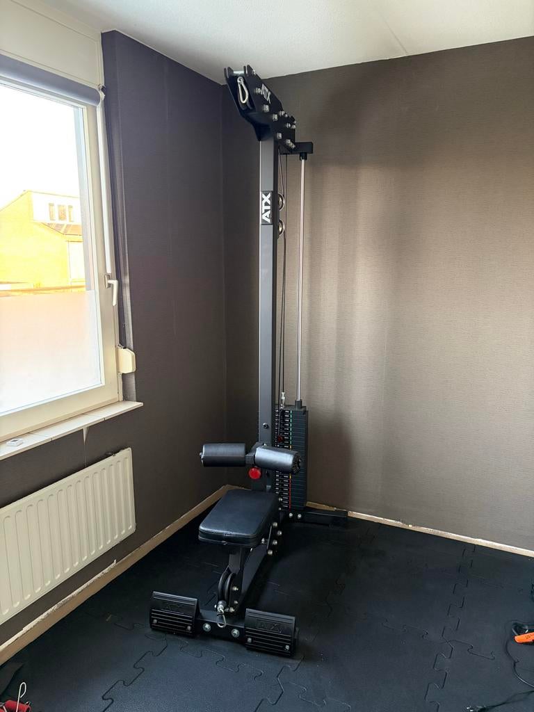ATX LAT MACHINE LSW-⁠750 MET GEWICHTSTAPEL incl grepen, Ophalen, Zo goed als nieuw, Armen, Overige typen