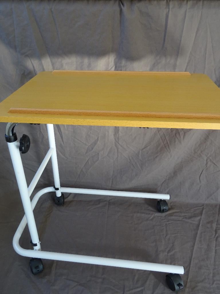 Bedtafel tekentafel laptop tafel leestafel bed, Ophalen, Zo goed als nieuw