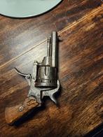Antiek vrijgesteld zwartkruit penvuur revolver, Ophalen of Verzenden