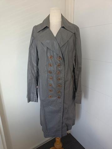 Vintage Turnover Trenchcoat Maat 40 beschikbaar voor biedingen