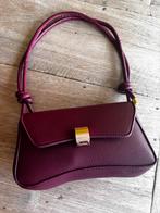Nieuw bordeaux tasje €14,00, Sieraden, Tassen en Uiterlijk, Tassen | Damestassen, Ophalen of Verzenden, Nieuw, Rood, Schoudertasje