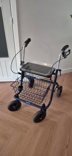 Thuasne rollator zgan met dienblad en mandje, Diversen, Rollators, Ophalen, Opvouwbaar, Zo goed als nieuw