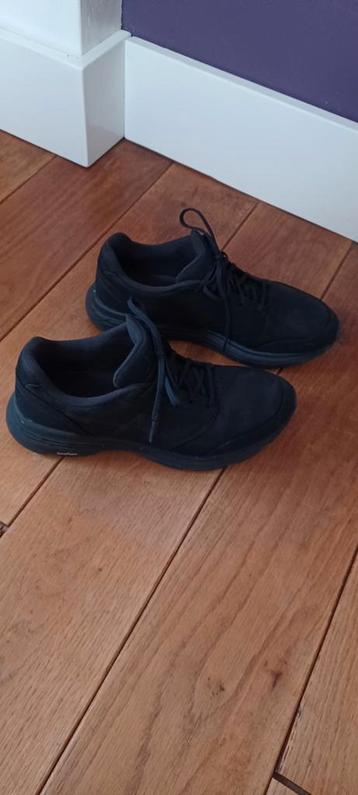 Asics Heren Schoenen - 2 x Gedragen - Maat 40 beschikbaar voor biedingen