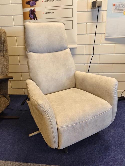 Sta Op Stoelen as Zaterdag *OPHEFFINGSUITVERKOOP* T.E.A.B., Huis en Inrichting, Fauteuils, Nieuw, Stof, 50 tot 75 cm, Minder dan 75 cm