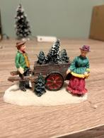 Kerstdorp Figuur: Man met Wagen Kerstbomen, Diversen, Kerst, Ophalen of Verzenden, Zo goed als nieuw