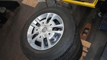 peugeot expert velgen met conti banden nieuw. beschikbaar voor biedingen