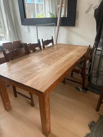 Massief houten eettafel in goede staat | 180cm x 88cm beschikbaar voor biedingen