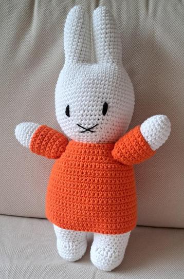 Gehaakte Nijntje beschikbaar voor biedingen