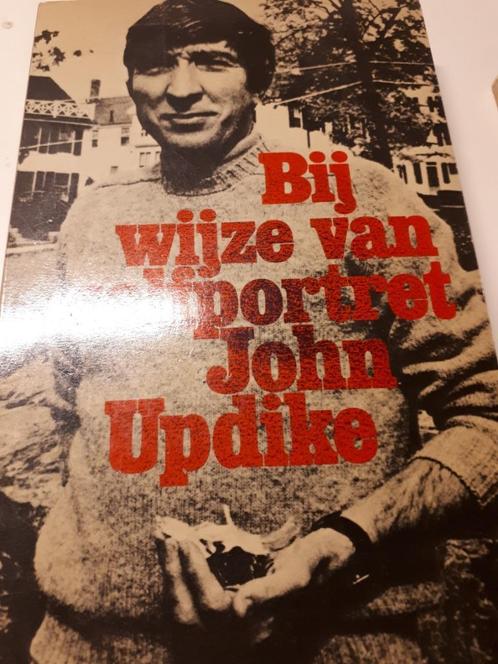 Bij wijze van zelfportret - John Updike, Boeken, Essays, Columns en Interviews, Gelezen, Ophalen of Verzenden