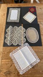 Handgeklost kant (X4), Hobby en Vrije tijd, Kantklossen, Ophalen of Verzenden, Nieuw, Klos(sen)