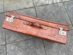 Zeer oude dik leren koffer. G. De Vos Driebergen., Sieraden, Tassen en Uiterlijk, Koffers, Ophalen of Verzenden, Gebruikt, Leer