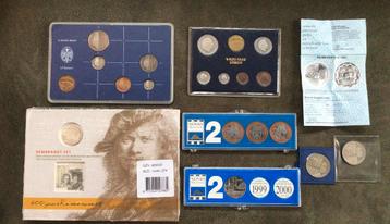 Diverse Munt Sets: Rembrandt, Juliana, Beatrix, Vierdaagse beschikbaar voor biedingen