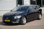Volvo V60 1.6 D2 Kinetic NAVI TREKHAAK, Euro 5, Gebruikt, 4 cilinders, Zwart