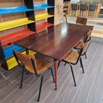 Moderne Retro eettafel plus 4 stoelen, Ophalen, Gebruikt, ., Vijf personen of meer