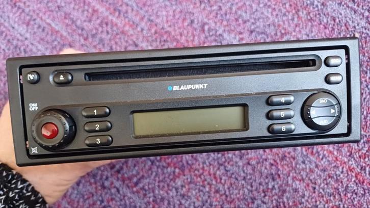 Blaupunkt autoradio/cd speler, Auto diversen, Autoradio's, Zo goed als nieuw, Ophalen of Verzenden
