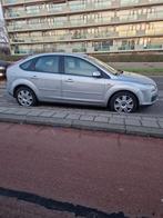 Ford Focus 1.6 74KW 5D 2007 Grijs, Auto's, 1596 cc, 15 km/l, 4 cilinders, 49 €/maand