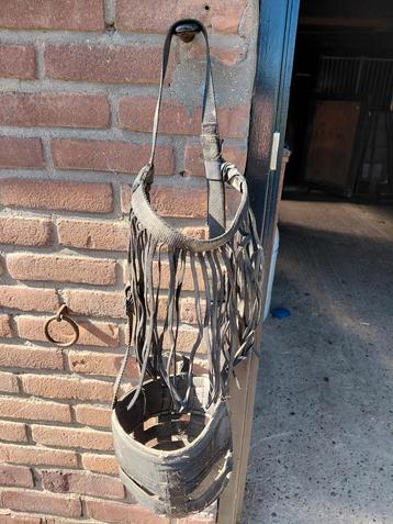 Graasmasker + vliegennetje beschikbaar voor biedingen
