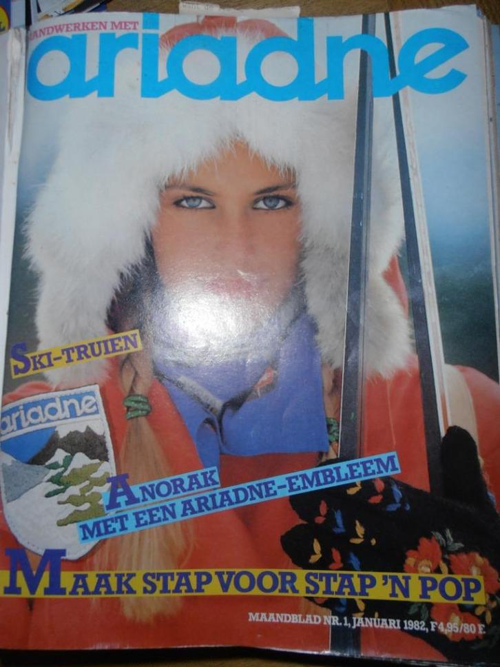Ariadne handwerken januari 1982 truien breien, Boeken, Hobby en Vrije tijd, Zo goed als nieuw, Breien en Haken, Ophalen of Verzenden