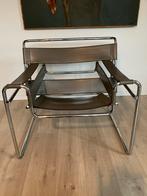 Wassily Stoel van Marcel Breuer (replica), Huis en Inrichting, Stoelen, Ophalen, Bauhaus, Leer, Zo goed als nieuw