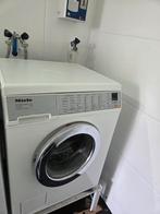 Professionele Miele Wasmachine met Muntenapparaat, Gebruikt, Voorlader, 85 tot 90 cm, 1200 tot 1600 toeren