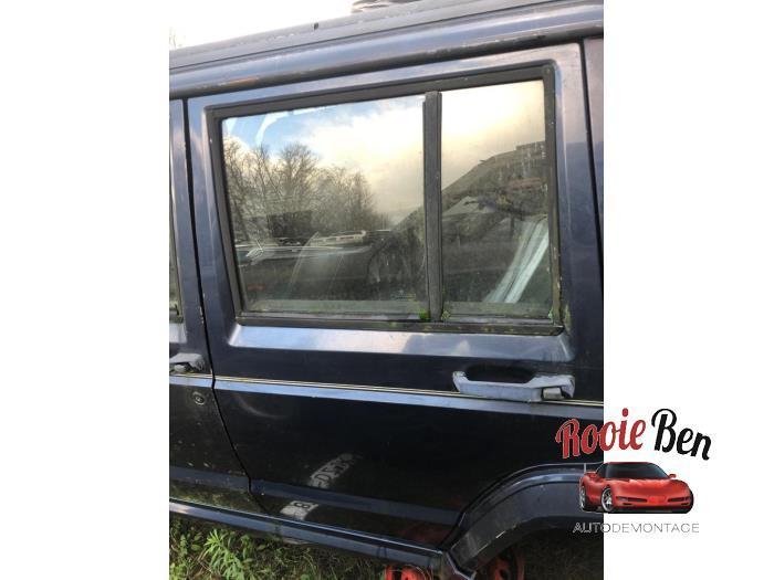 Portier 4Deurs links-achter van een Jeep Cherokee, Auto-onderdelen, Carrosserie en Plaatwerk, Deur, Jeep, Gebruikt, 3 maanden garantie