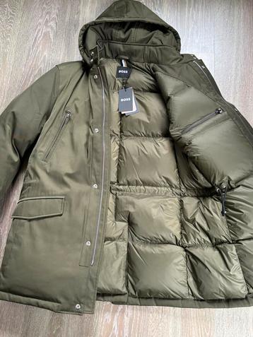 NIEUW Hugo Boss winterjas maat 52 (L / XL) beschikbaar voor biedingen