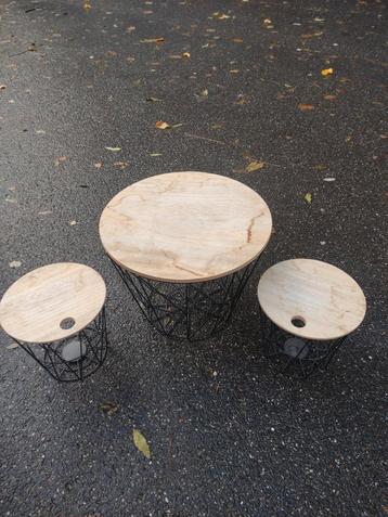 Leuk Bijzettafel Setje - 4 stuks beschikbaar voor biedingen