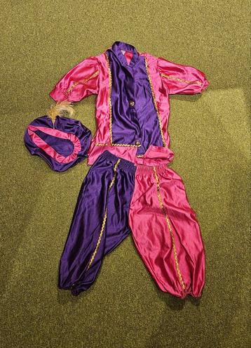 Pietenpak 6-8 jaar beschikbaar voor biedingen