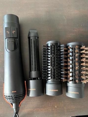 Grundig Föhnborstel Prof Haarstyler HS7080 beschikbaar voor biedingen