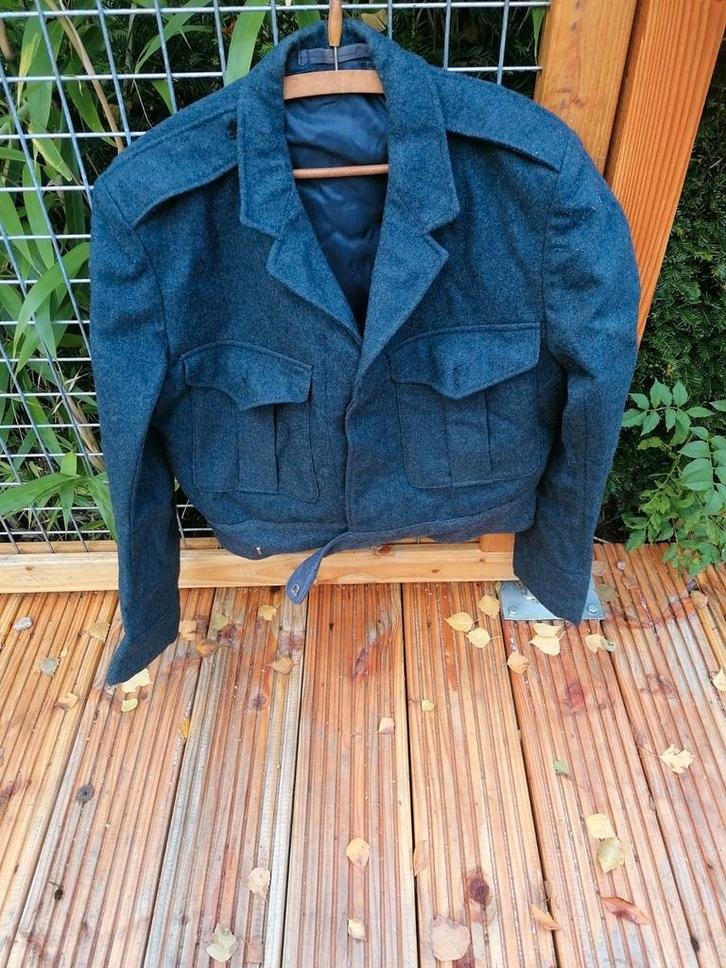 Engelse naoorlogs RAF jacket, Verzamelen, Militaria | Tweede Wereldoorlog, Luchtmacht, Kleding of Schoenen, Engeland, Ophalen of Verzenden