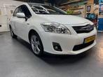 Toyota Auris 1.8 Full Hybrid 5DR CVT 2011 Wit Metallic, Auto's, 4 cilinders, Wit, 25 km/l, Auris