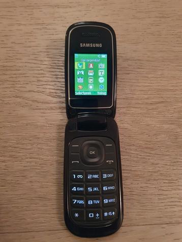Zeldzame Samsung E1270 flip in perfecte staat  beschikbaar voor biedingen