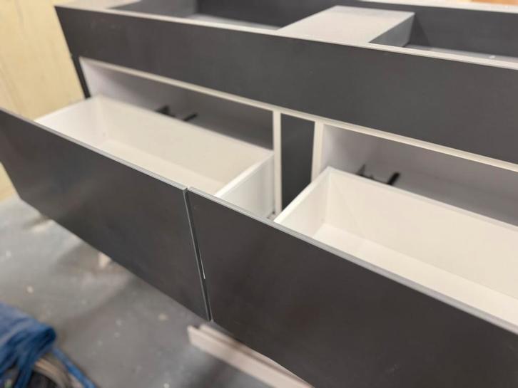 Corian badkamermeubel Antracietgrijs 1.60 mtr, Huis en Inrichting, Badkamer | Badkamermeubels, Nieuw, Wastafelkast, Minder dan 100 cm