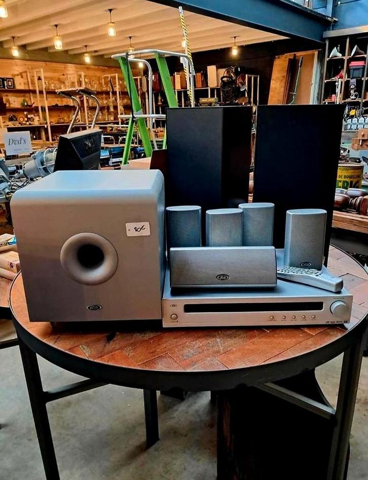 Out&Nief , tweedehands, antiek, brocante, curiosa,..., Antiek en Kunst, Antiek | Meubels | Tafels, Ophalen