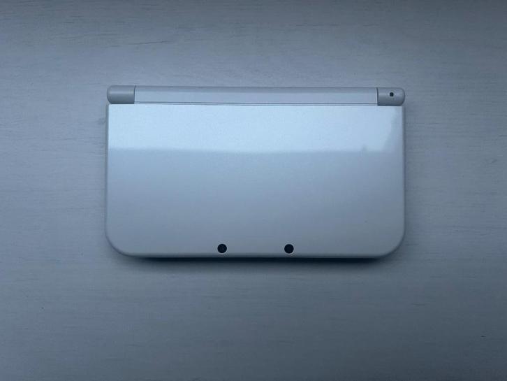 New Nintendo 3ds XL Wit Dual IPS, Spelcomputers en Games, Spelcomputers | Nintendo 2DS en 3DS, Zo goed als nieuw, 3DS, Wit, Met beschermhoes of tas