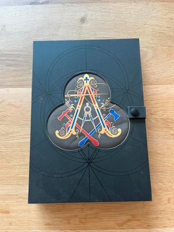 Tomorrowland 2023 Ascendo treasure case + bandje beschikbaar voor biedingen