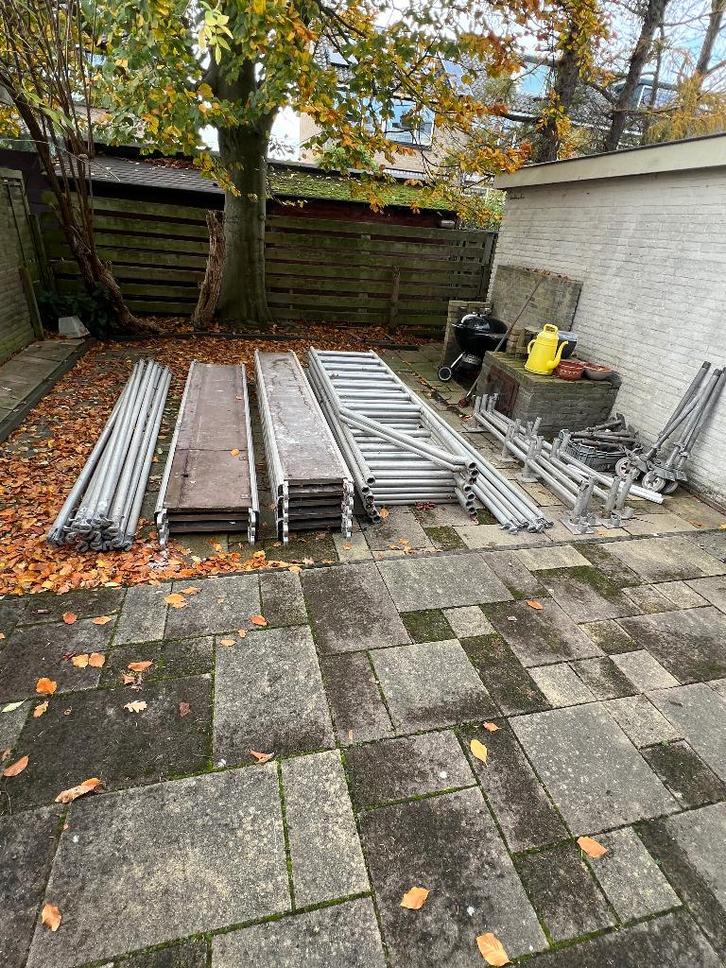 Rolsteiger, Doe-het-zelf en Verbouw, Steigers, Gebruikt, Rolsteiger of Kamersteiger, 5 meter of hoger, Ophalen