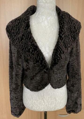 Transfer kunstbont jasje maat 38 beschikbaar voor biedingen