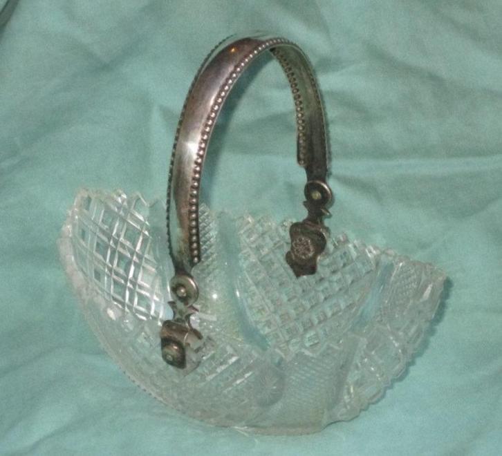 Antiek kristallen bonbonmandje met zilveren beugel, Antiek en Kunst, Antiek | Goud en Zilver, Zilver, Ophalen of Verzenden