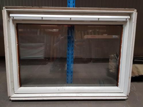 Velux dakraam 134 x 98 cm (GGL 7 / 804/U04) met gootstuk!!!, Doe-het-zelf en Verbouw, Glas en Ramen, Gebruikt, Dakraam, 80 tot 120 cm