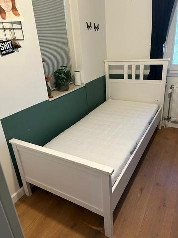 Logeer bed Ikea Hemnes beschikbaar voor biedingen