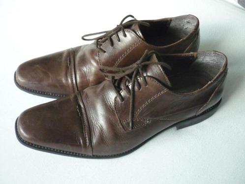 maat 41 als nieuw nette bruine leren schoenen, Kleding | Heren, Schoenen, Zo goed als nieuw, Veterschoenen, Bruin, Ophalen