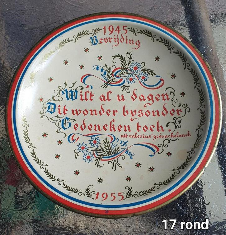 Rond metalen herdenkings bevrijdingsbordje 1945 - 1955, Verzamelen, Militaria | Algemeen, Overige soorten, Nederland, Ophalen of Verzenden