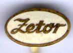 ZETOR wit email op koper tractor speldje ( E_191 ), Verzamelen, Verzenden, Nieuw, Transport, Speldje of Pin