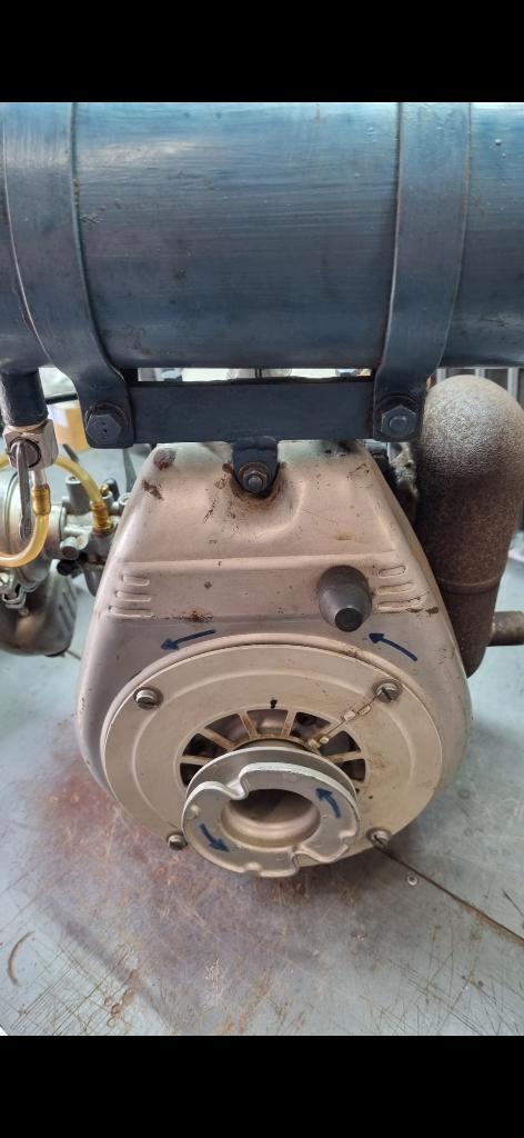 Schuuropruiming jlo motor en een sachs motor, Doe-het-zelf en Verbouw, Overige Doe-het-zelf en Verbouw, Gebruikt, Ophalen