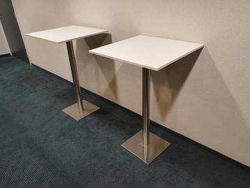 Statafel met wit 80x80 blad 2 beschikbaar  beschikbaar voor biedingen