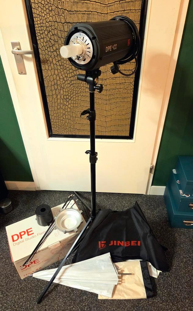 Jinbei DPE 400 studio flitser. Complete set!, Audio, Tv en Foto, Fotografie | Fotostudio en Toebehoren, Zo goed als nieuw, Lamp of Flitsset