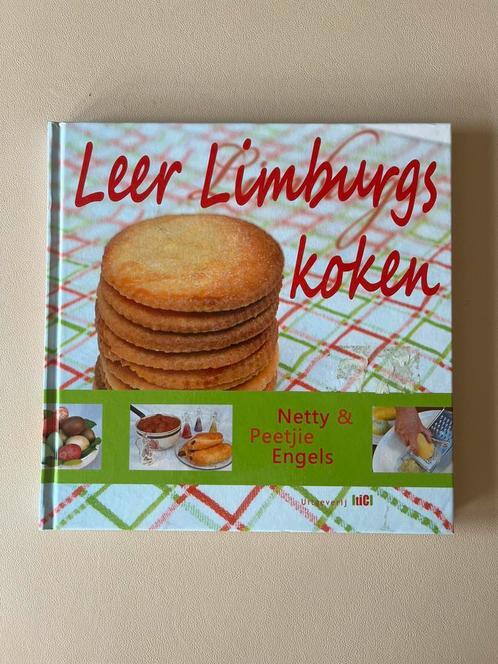 Peetjie Engels - leer Limburgs koken, Boeken, Kookboeken, Zo goed als nieuw, Nederland en België, Ophalen of Verzenden