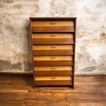 vintage houten schoenkast / klepkast beschikbaar voor biedingen